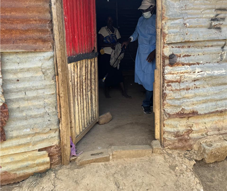 Desinfestação de residência, Cacuaco, Luanda 
